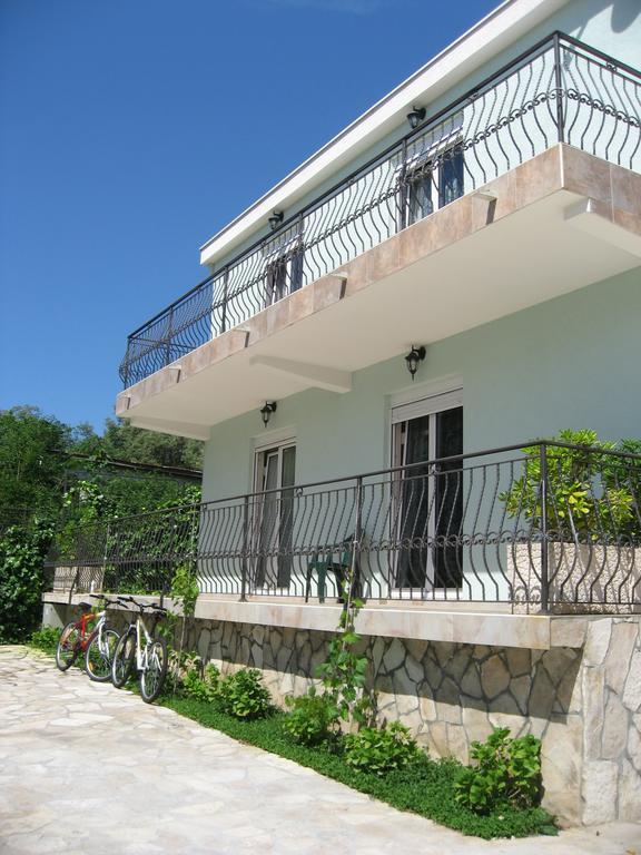 Smokva Apartments Herceg Novi Exterior foto